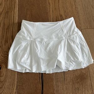 Lululemon Lost in Pace White Skirt!